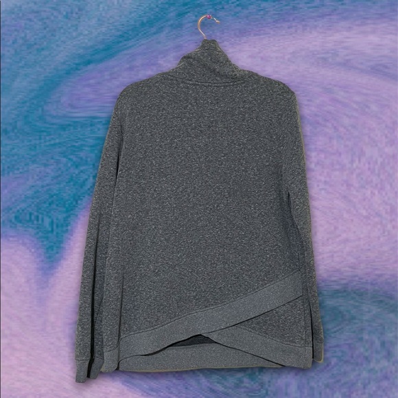 ♥︎ Roxy Turtle Neck Sweater ♥︎ - Picture 2 of 5